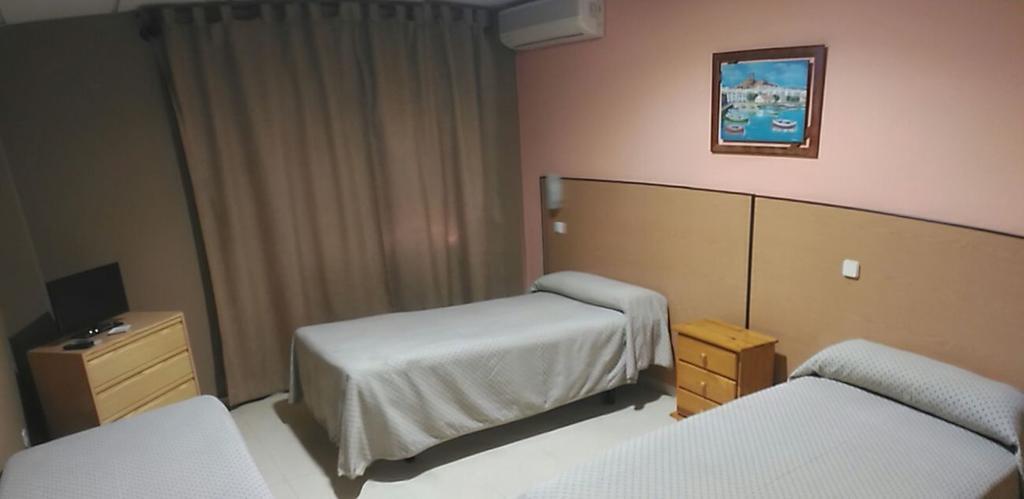 Triple Room,1553993317:JPEG